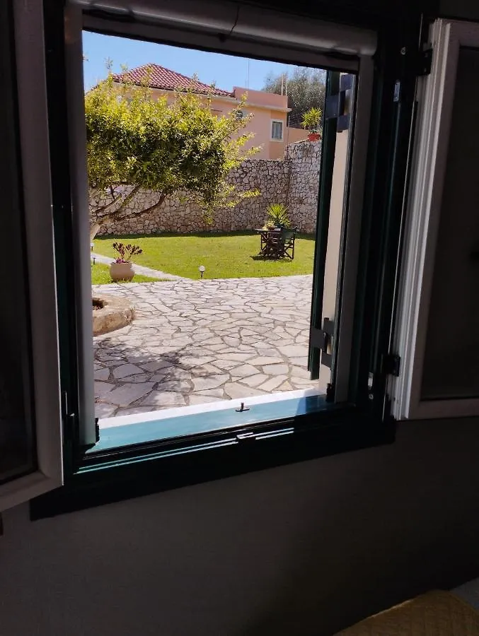 Lofos House Apartment Karavados