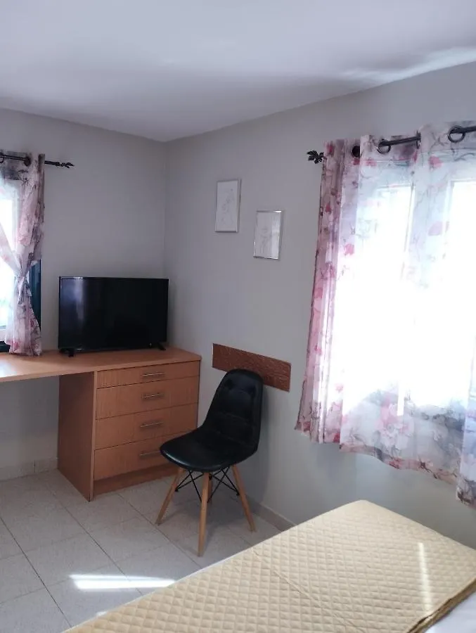 Lofos House Διαμέρισμα Καραβάδος